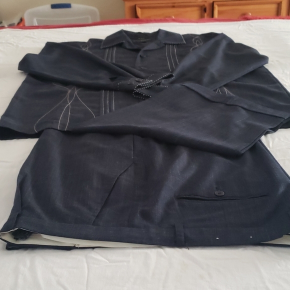 Men's Casual Set - Picture 3 of 4